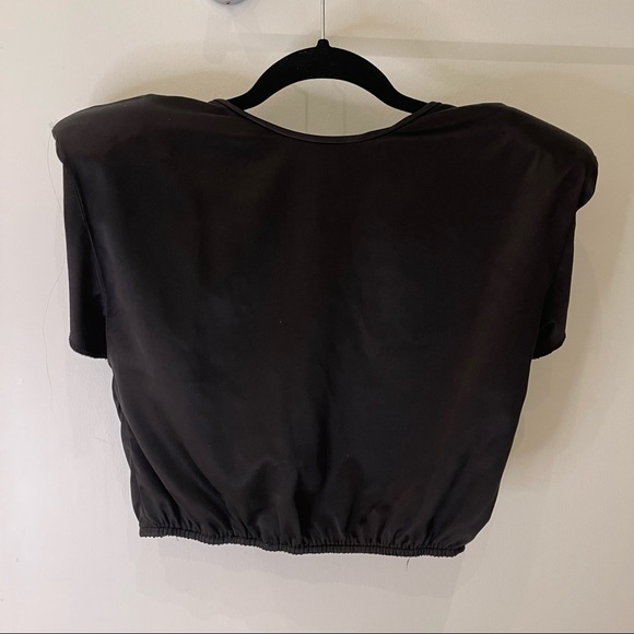 Zara satin effect black crop top with shoulder pads size small - Picture 1 of 4